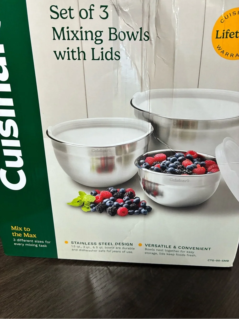 Cuisinart Silver Stainless Steel Nesting Mixing Bowls with Lids - Set of 3